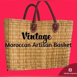 🌸Vintage Moroccan Artisan Basket with Leather Handles🌸